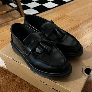 Dr. Marten - ADRIAN SMOOTH LEATHER TASSEL LOAFERS - BRAND NEW